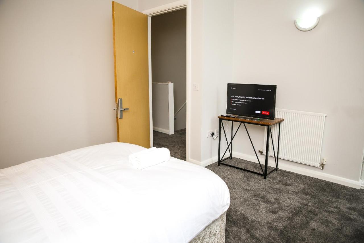 Crystal Home Manchester Ngoại thất bức ảnh