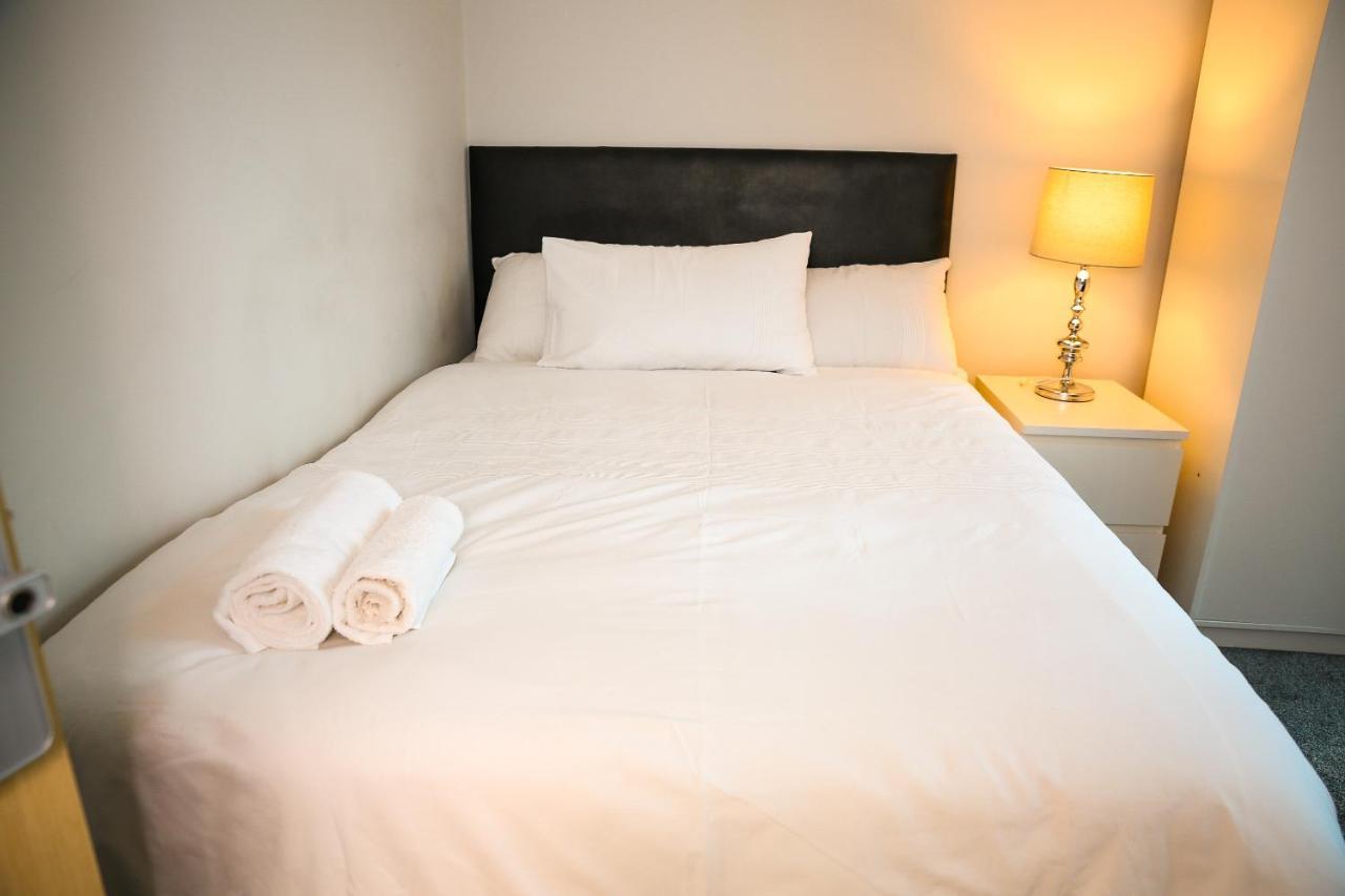 Crystal Home Manchester Ngoại thất bức ảnh